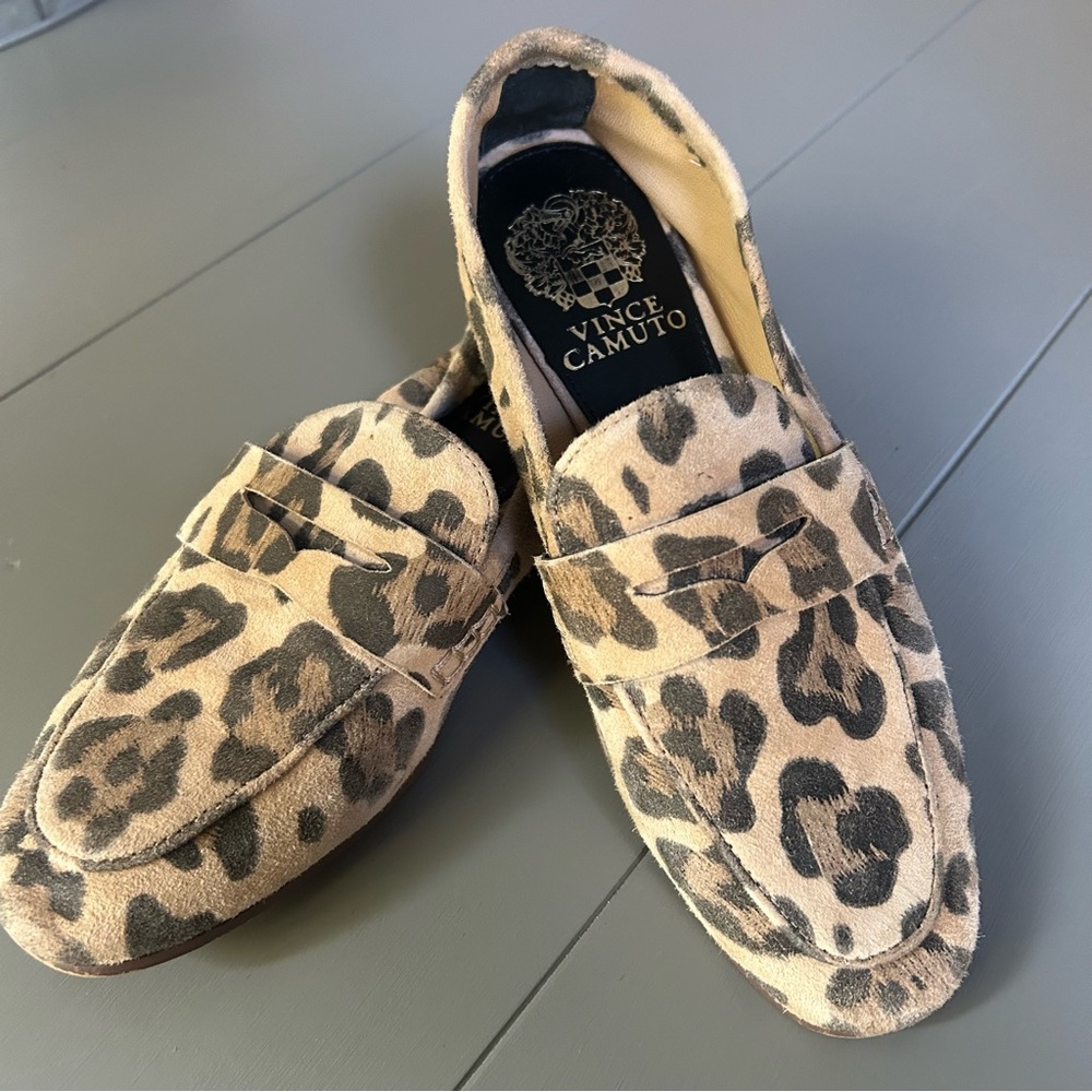 Vince Camuto Womens Macinda Flats Penny Loafers Brown Leopard Suede